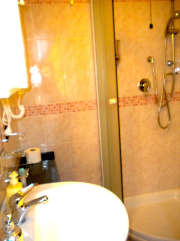 Top Suit Uno - Guest House Brugherio Luaran gambar