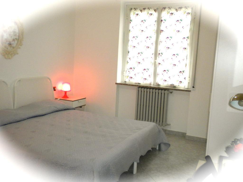 Top Suit Uno - Guest House Brugherio Bilik gambar